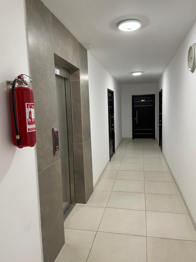 Shooter Apartments Феризово Екстериор снимка