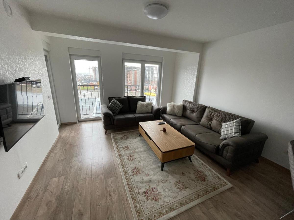 Shooter Apartments Феризово Екстериор снимка